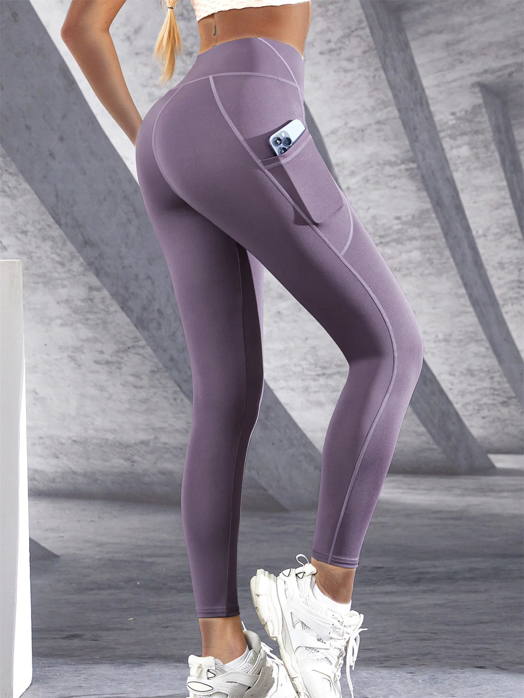 High-Rise Push Up Leggings with Pockets⁠